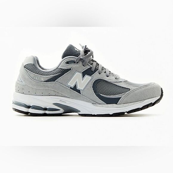 New Balance Gray 2002R Running Shoes Mens - Picture 1 of 7